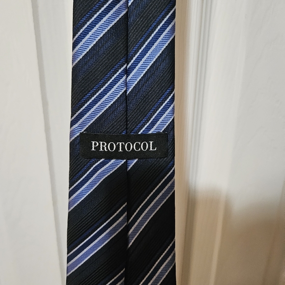 Men's Protocol Tie - Picture 2 of 2